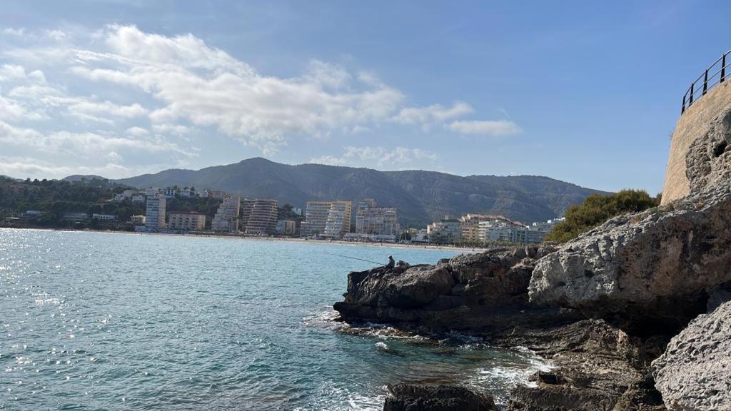 Alquilo Hermoso Apartamento En La Paradisiaca Oropesa Del Mar, 2Habitaciones, 1 Bano, Cocina, Salon, Aire Acondicionado Y Balcon A 400 Metros De La Playa Morro De Gos, Muy Cerca De Supermercados, Comercios Y Bares Esterno foto